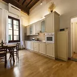 Apartments Florence- The Retreat